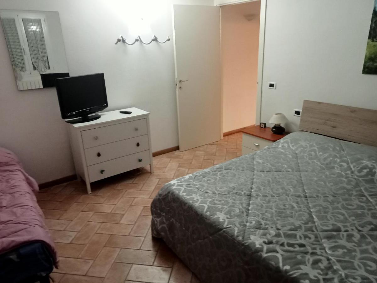 Nina House Lägenhet Imperia Exteriör bild